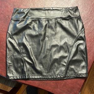 Women’s Faux Leather Mini Skirt
